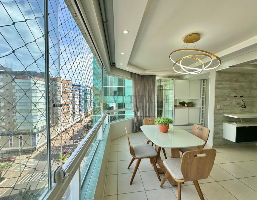 Apartamento 3 Dormitórios